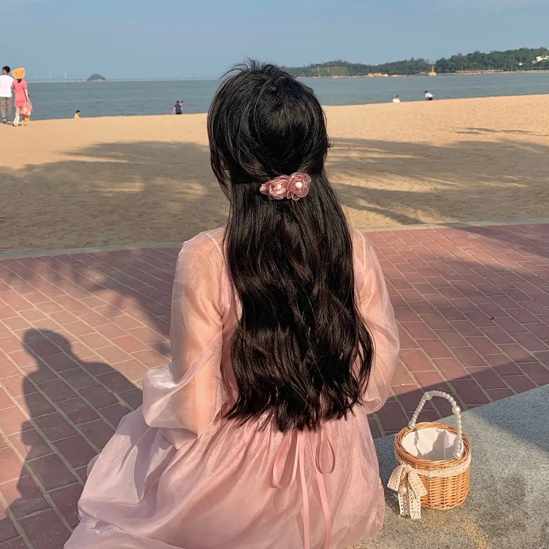 属于她们的片刻 海报